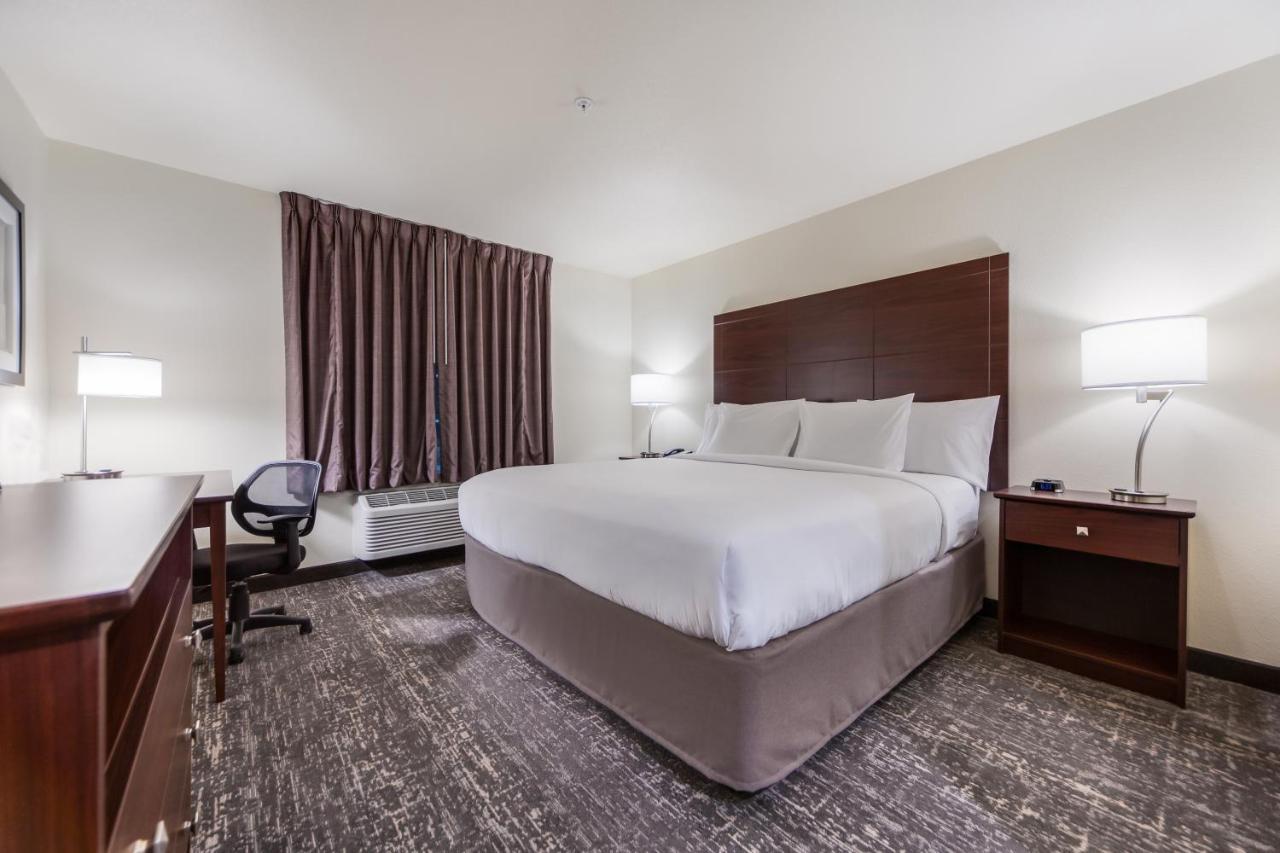 Cobblestone Inn & Suites-Fremont Dış mekan fotoğraf