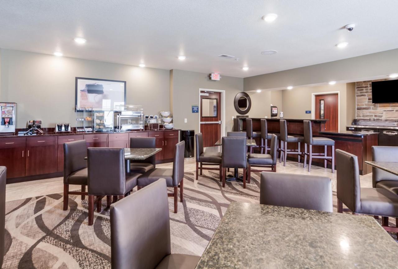 Cobblestone Inn & Suites-Fremont Dış mekan fotoğraf